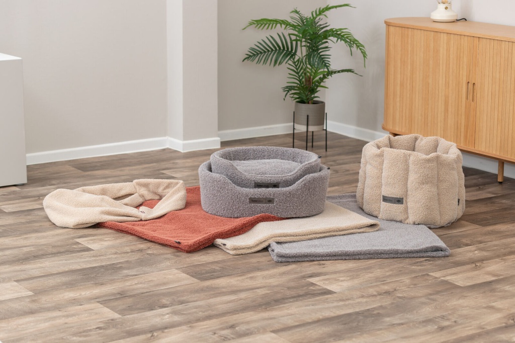 Manta Wooly taupe 4